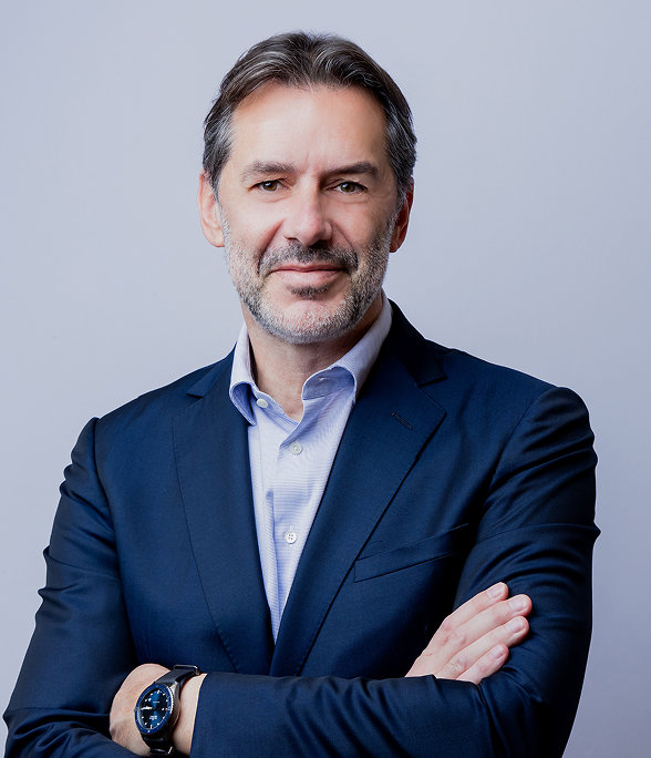 Dirk Delmartino